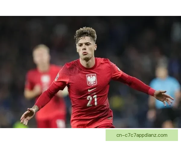 记者称加拉塔萨雷关注阿尔马达