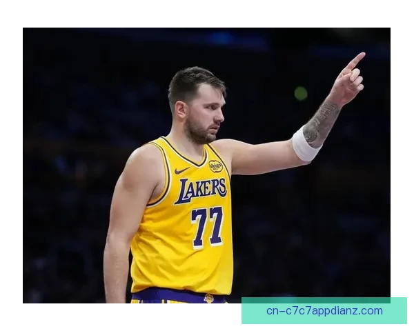 东契奇三双加时绝杀 湖人险胜掘金升西部第三